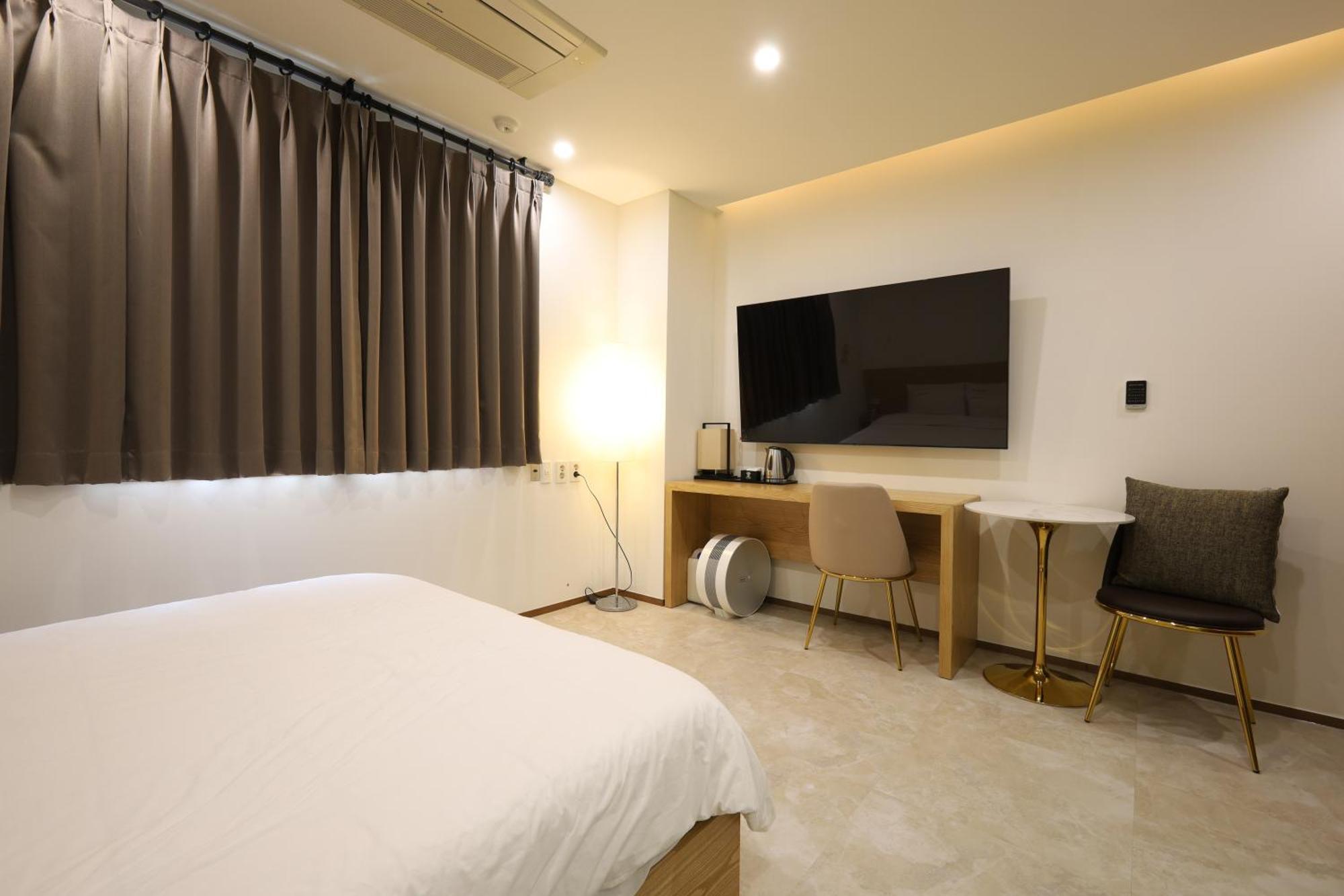Trt Hotel Busan Exterior photo
