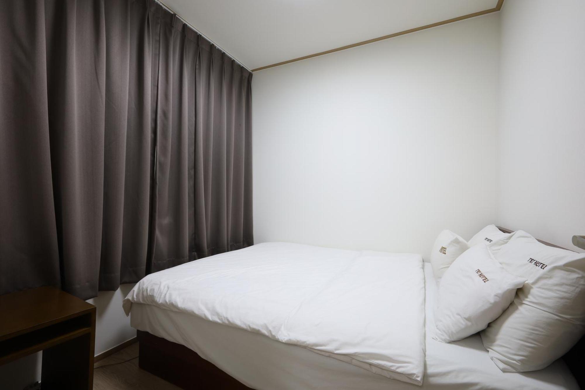 Trt Hotel Busan Exterior photo