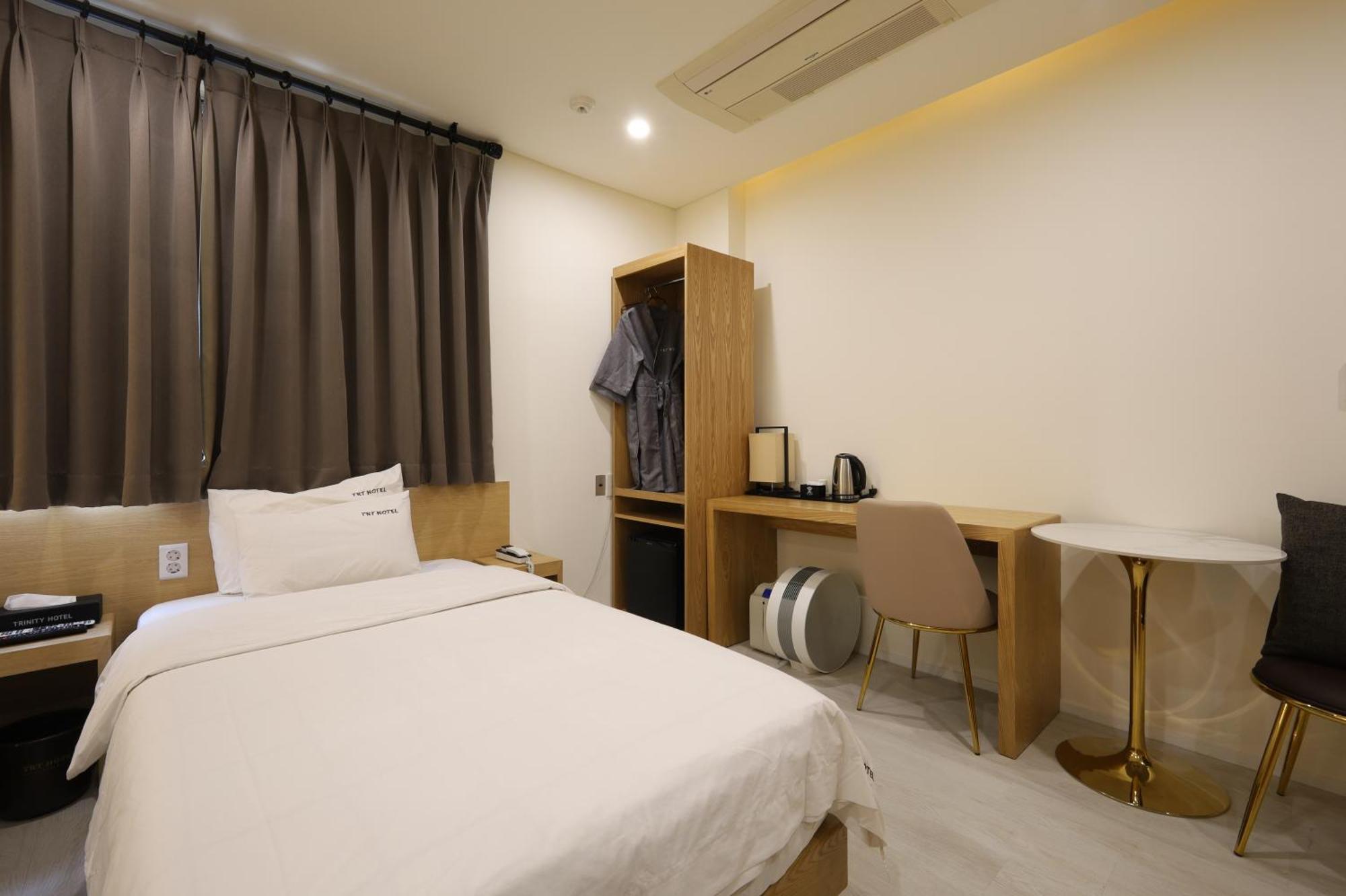 Trt Hotel Busan Exterior photo